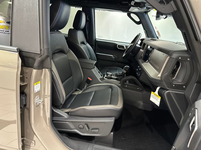 New 2026 Ford Bronco Outer Banks w/ Sasquatch Package AWD/4WD image 8