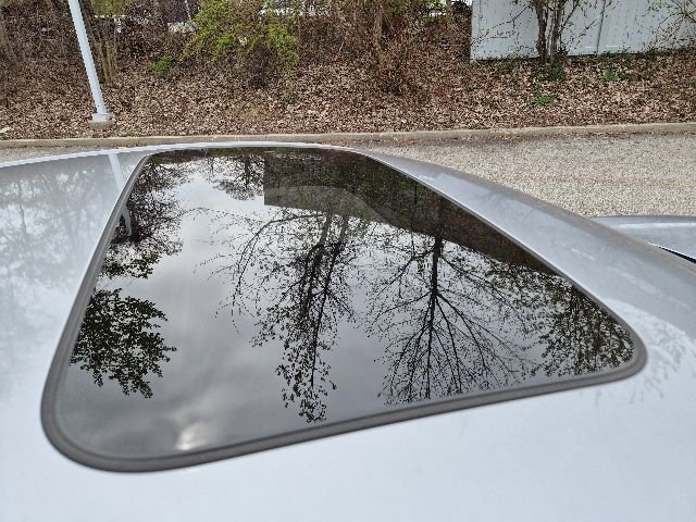 Used 2023 Honda Accord EX image 10
