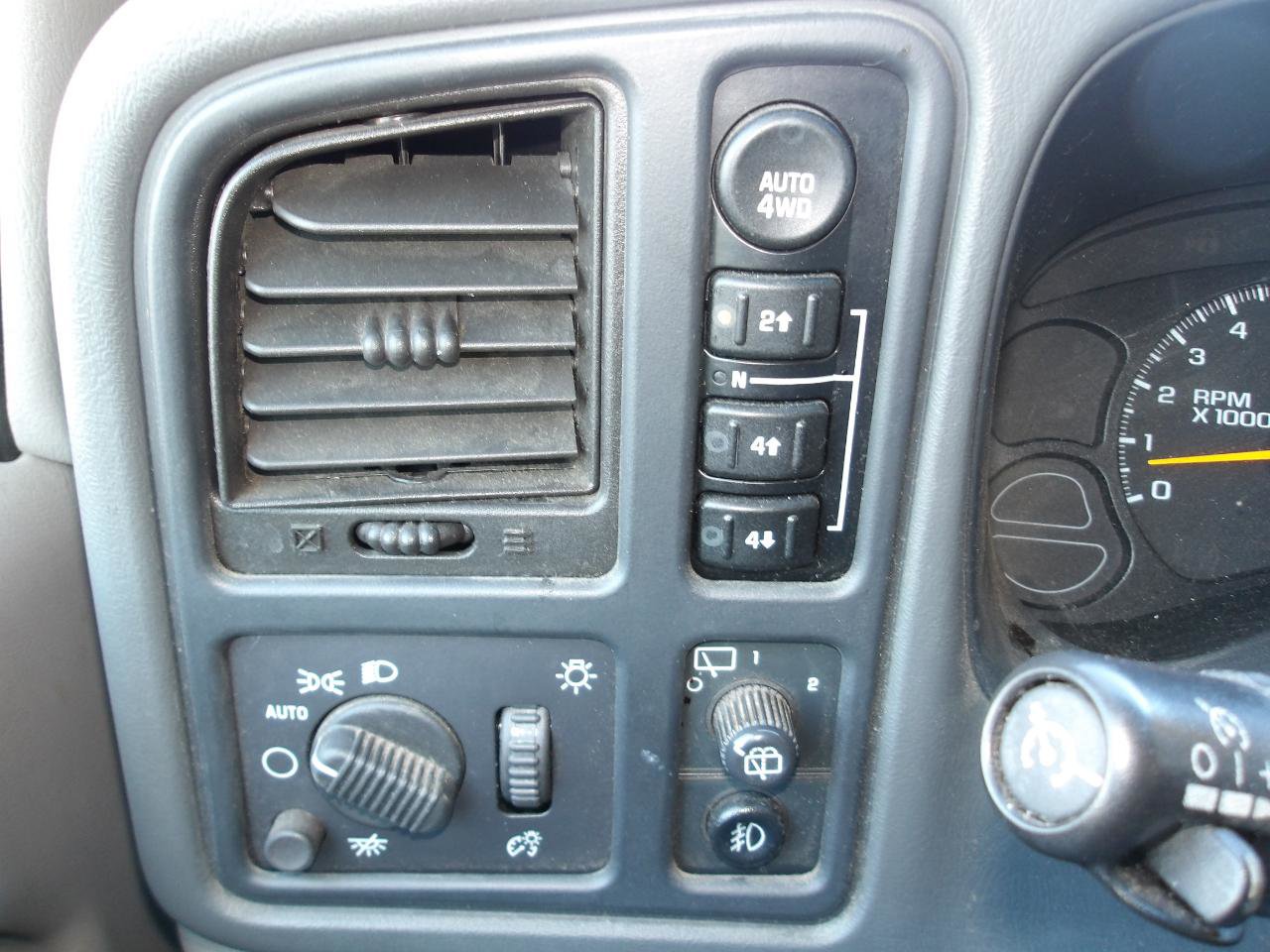 Used 2006 Chevrolet Tahoe LT w/ LT Preferred Equipment Group image 20