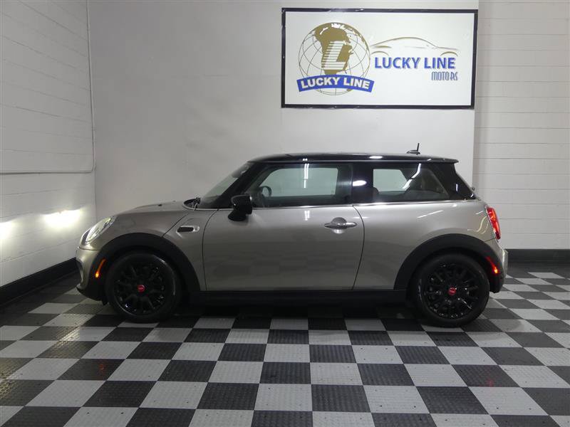 Used 2020 MINI Cooper 2-Door Hardtop w/ Storage Package FWD image 7