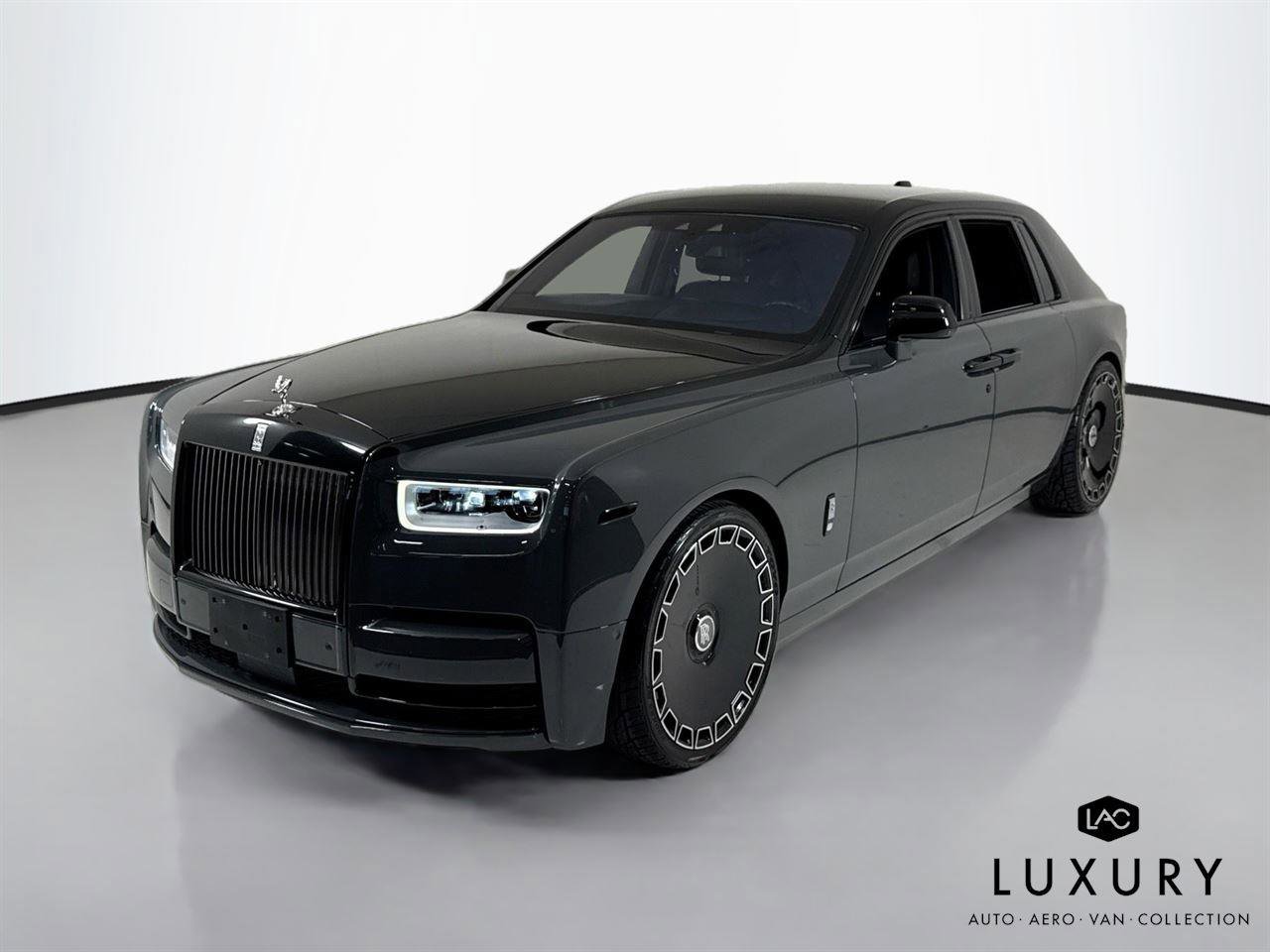 Used 2019 Rolls-Royce Phantom Sedan RWD image 4