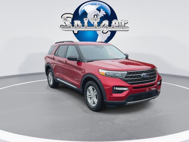 Used 2023 Ford Explorer XLT w/ Equipment Group 202A image 2