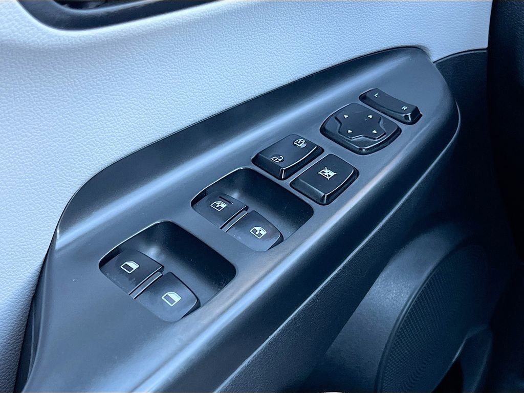 Used 2023 Hyundai Kona SEL w/ Cargo Package image 17