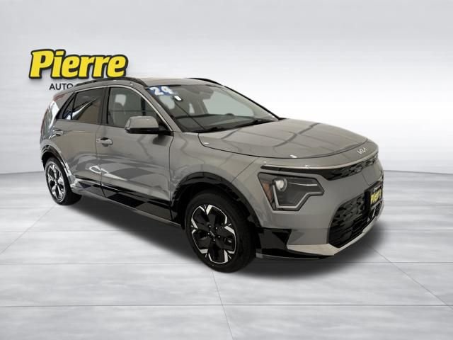 Used 2024 Kia Niro Wind w/ Wind Preserve Package FWD image 7