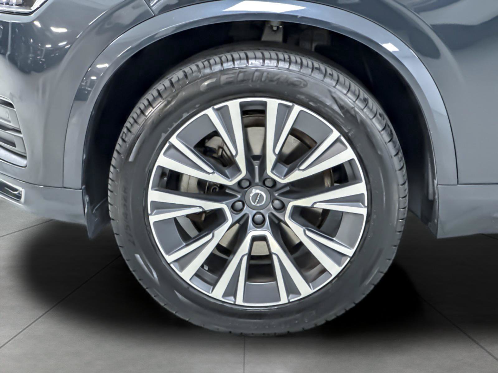 Used 2021 Volvo XC90 T5 Momentum w/ Advanced Package AWD/4WD image 25