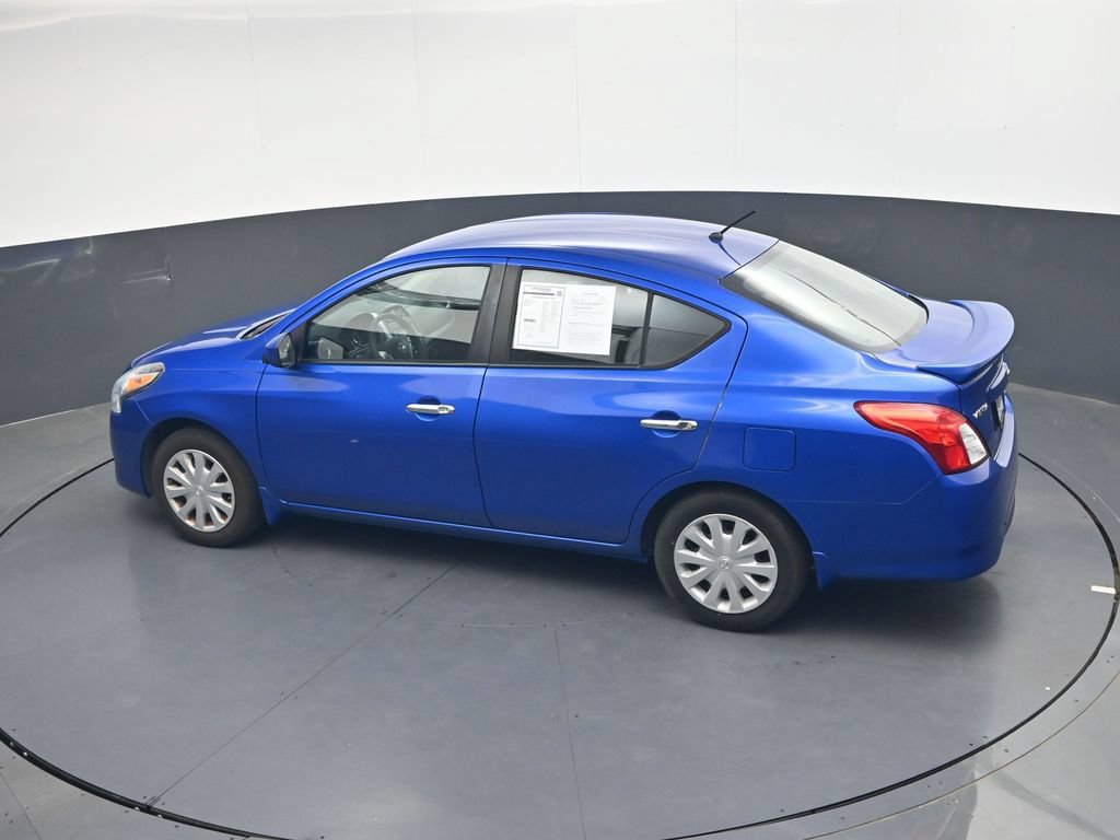 Used 2015 Nissan Versa SV FWD image 33