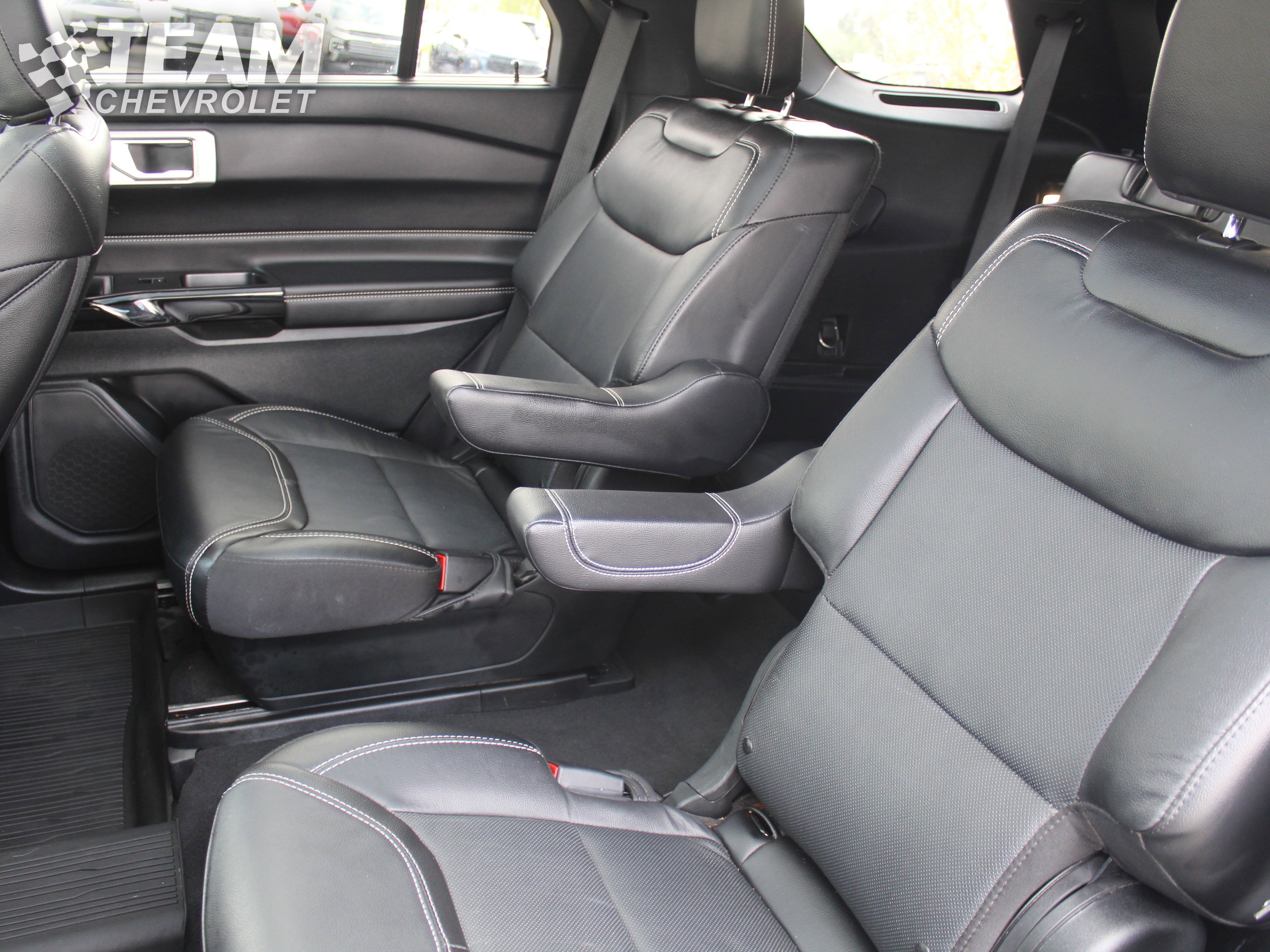 Used 2022 Ford Explorer ST w/ Equipment Group 401A image 23