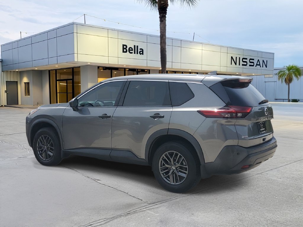 Certified 2021 Nissan Rogue S FWD image 3