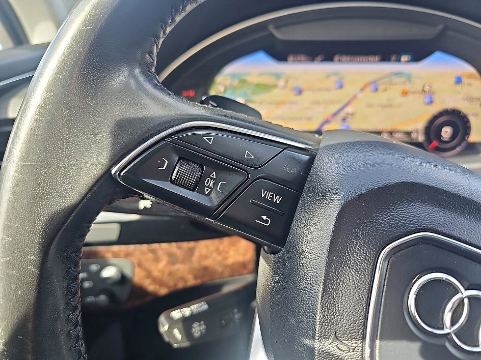 Used 2018 Audi Q7 3.0T Prestige image 24