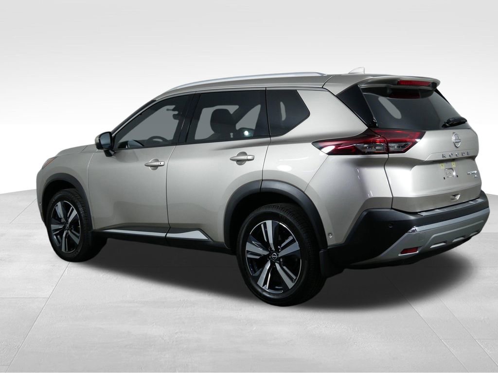 Used 2022 Nissan Rogue Platinum w/ Head-Up Display Package AWD/4WD image 7