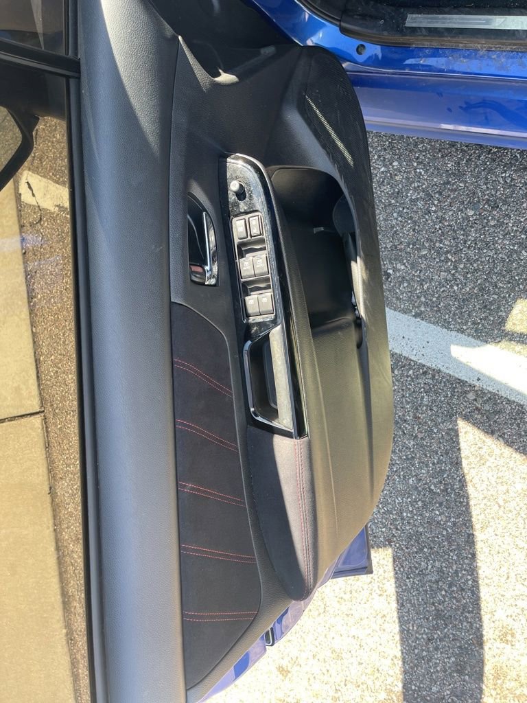 Used 2020 Subaru WRX STI AWD/4WD image 18