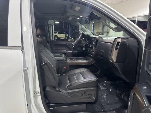 Used 2018 GMC Sierra 2500 Denali w/ Duramax Plus Package AWD/4WD image 35