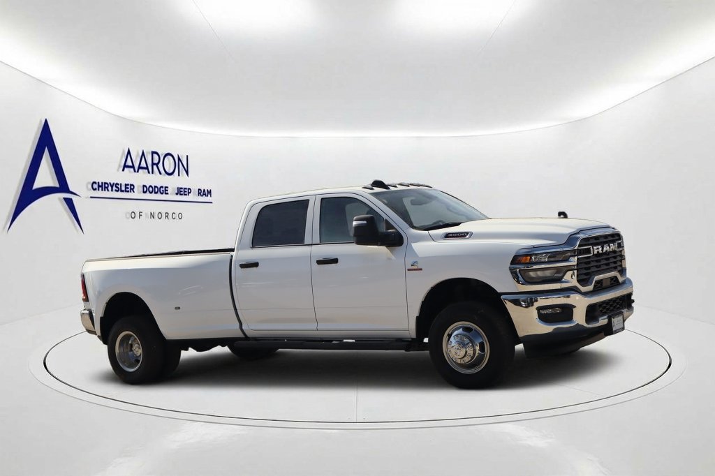 New 2026 RAM 3500 Tradesman AWD/4WD image 3