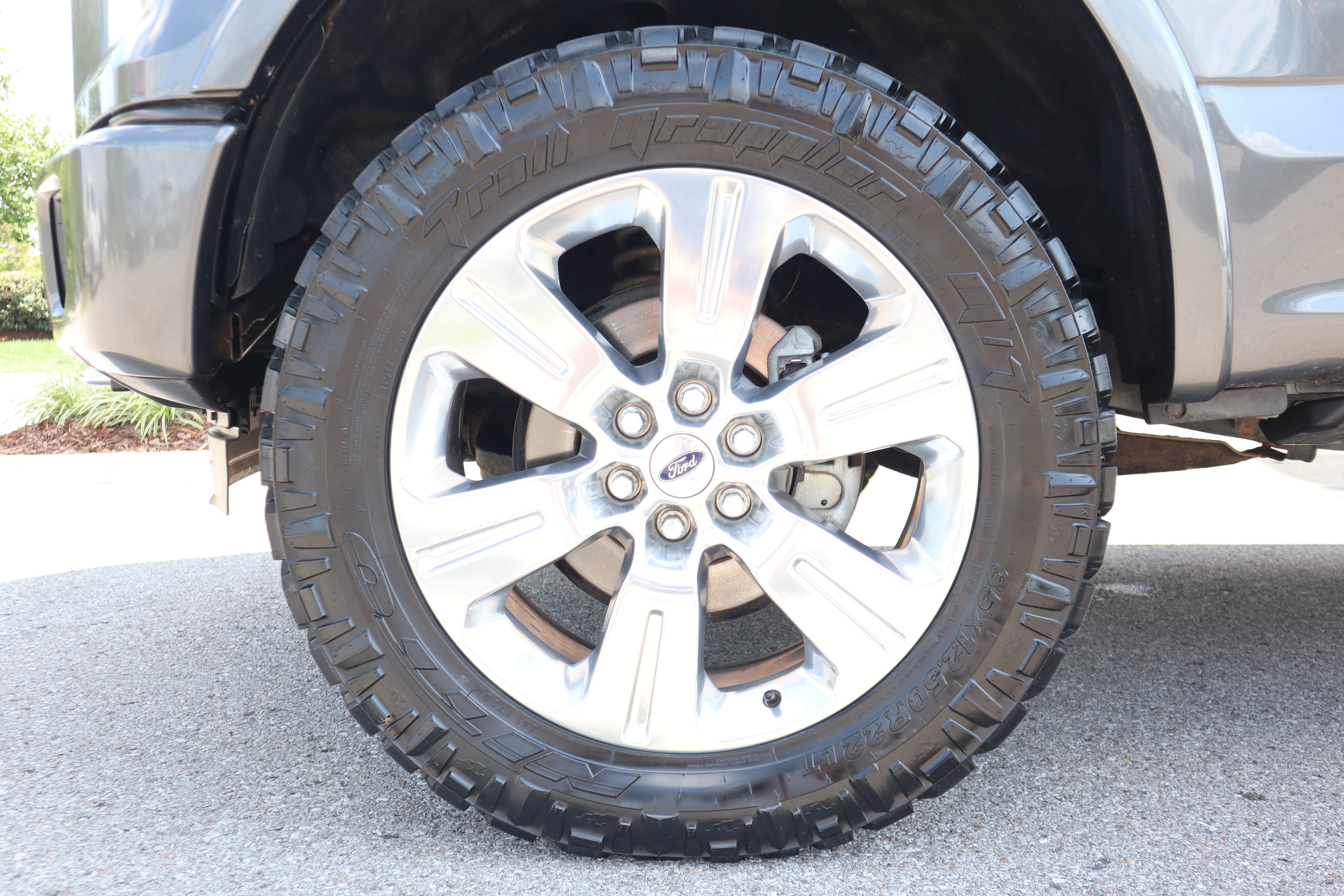 Used 2016 Ford F150 Limited w/ Trailer Tow Package AWD/4WD image 11
