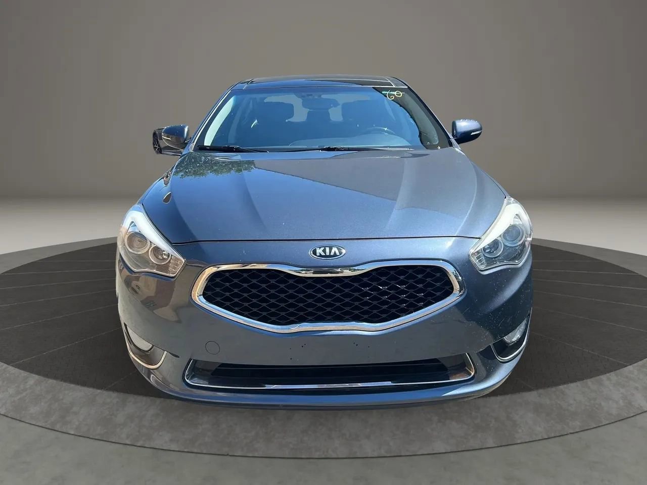 Used 2015 Kia Cadenza Premium image 2