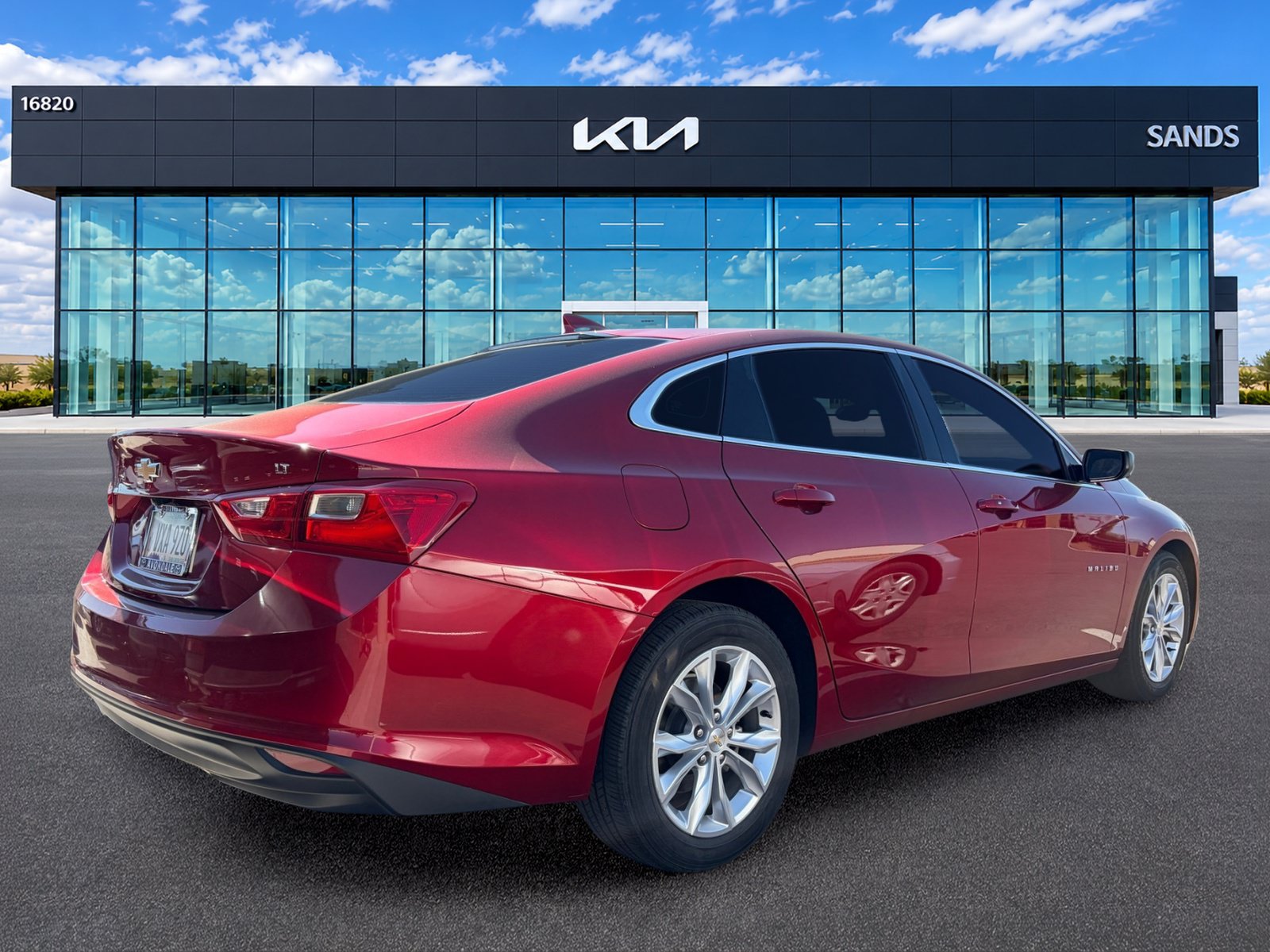 Used 2023 Chevrolet Malibu LT FWD image 3