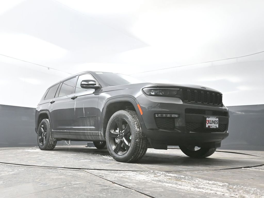 New 2025 Jeep Grand Cherokee L Limited w/ Black Appearance Package image 41