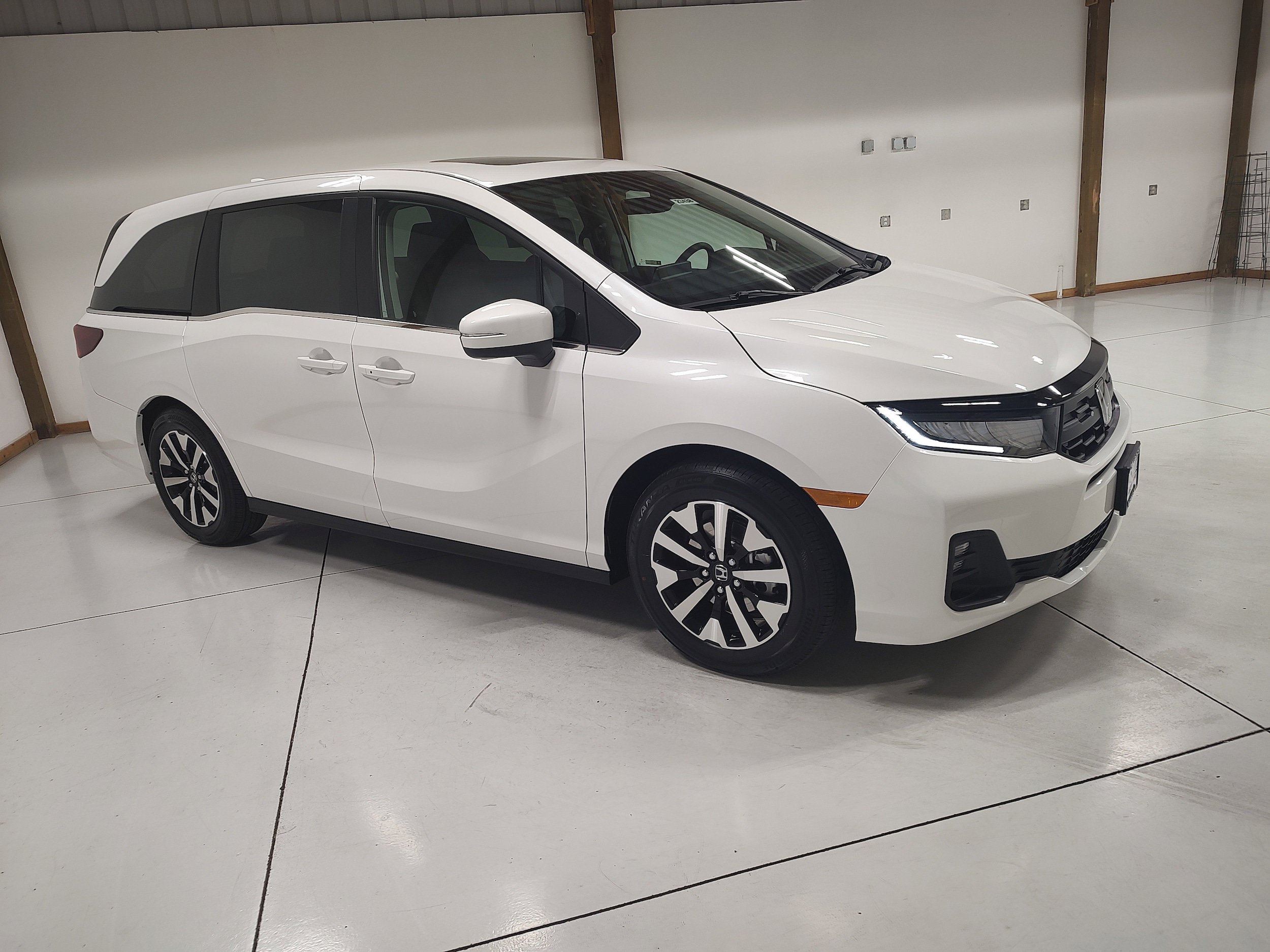 New 2026 Honda Odyssey EX-L image 2