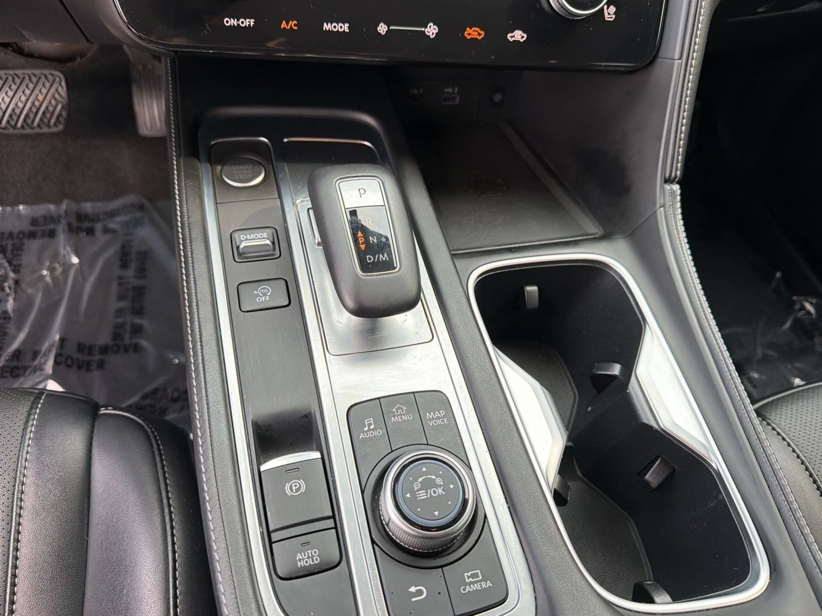 Used 2023 INFINITI QX60 Luxe w/ Performance Audio Package AWD/4WD image 16