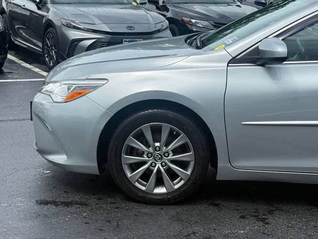 Certified 2016 Toyota Camry XLE w/ Advanced Technology Package FWD image 2