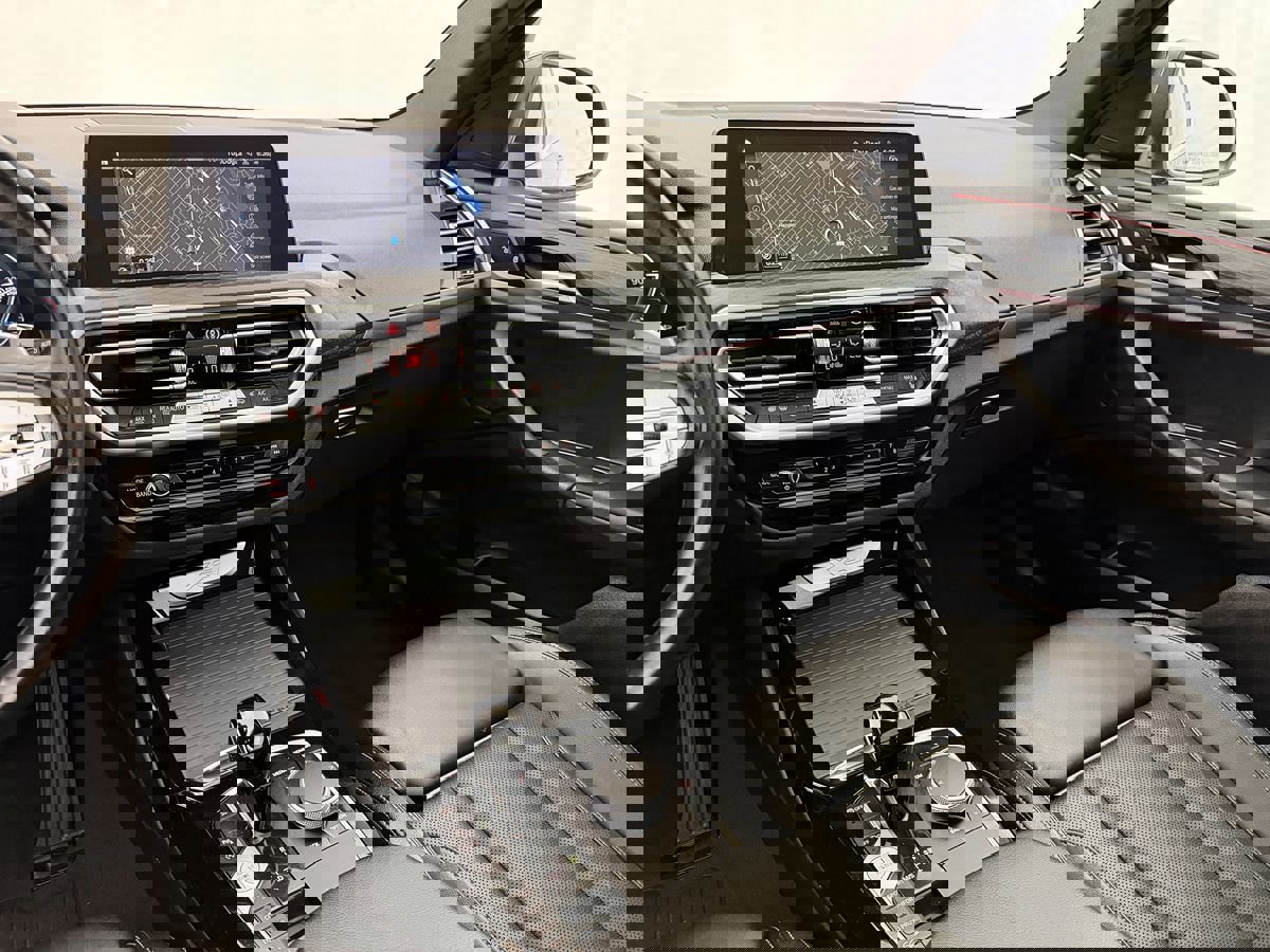 Used 2024 BMW X3 xDrive30i image 18