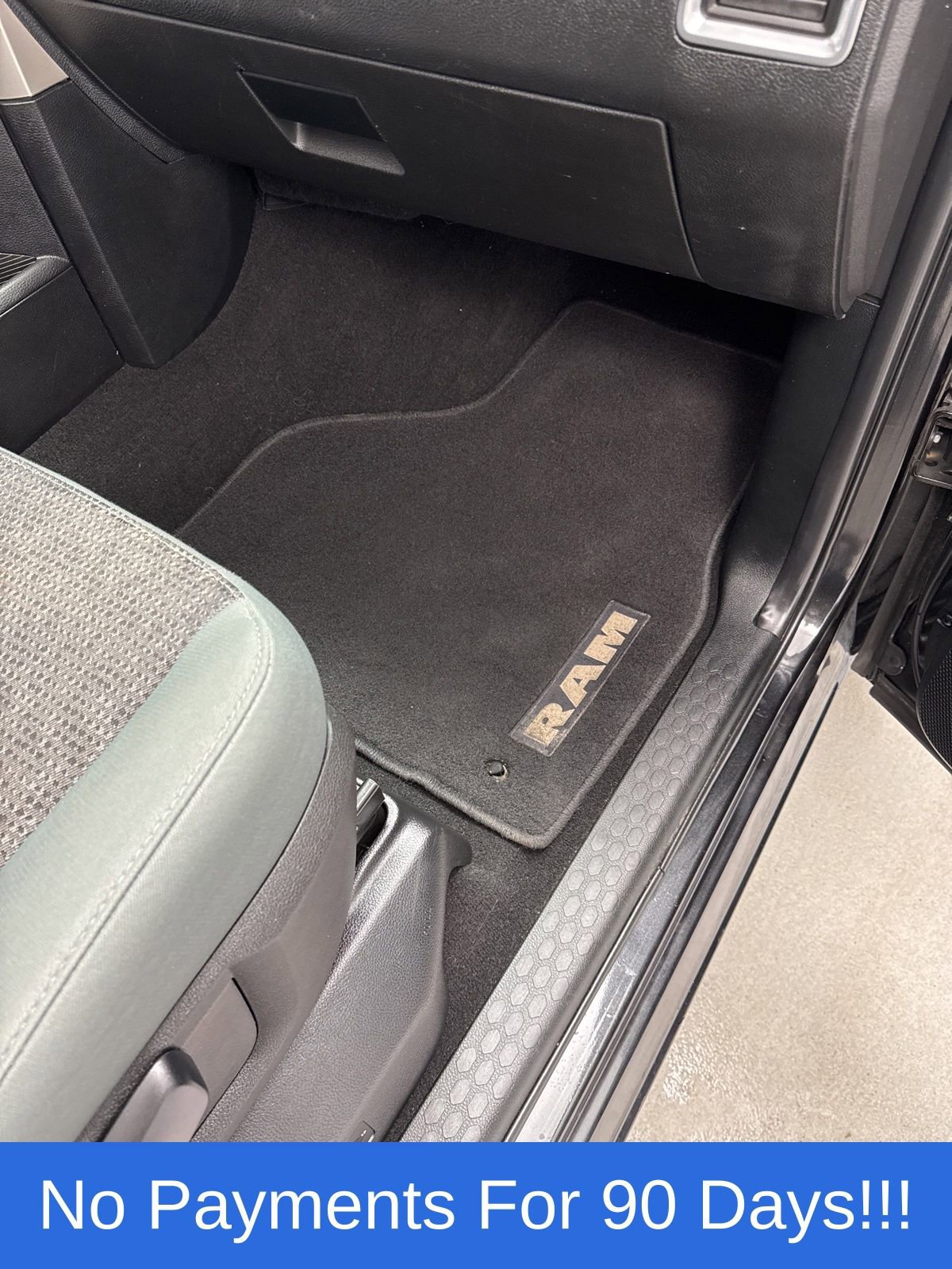 Used 2018 RAM 1500 Big Horn image 27