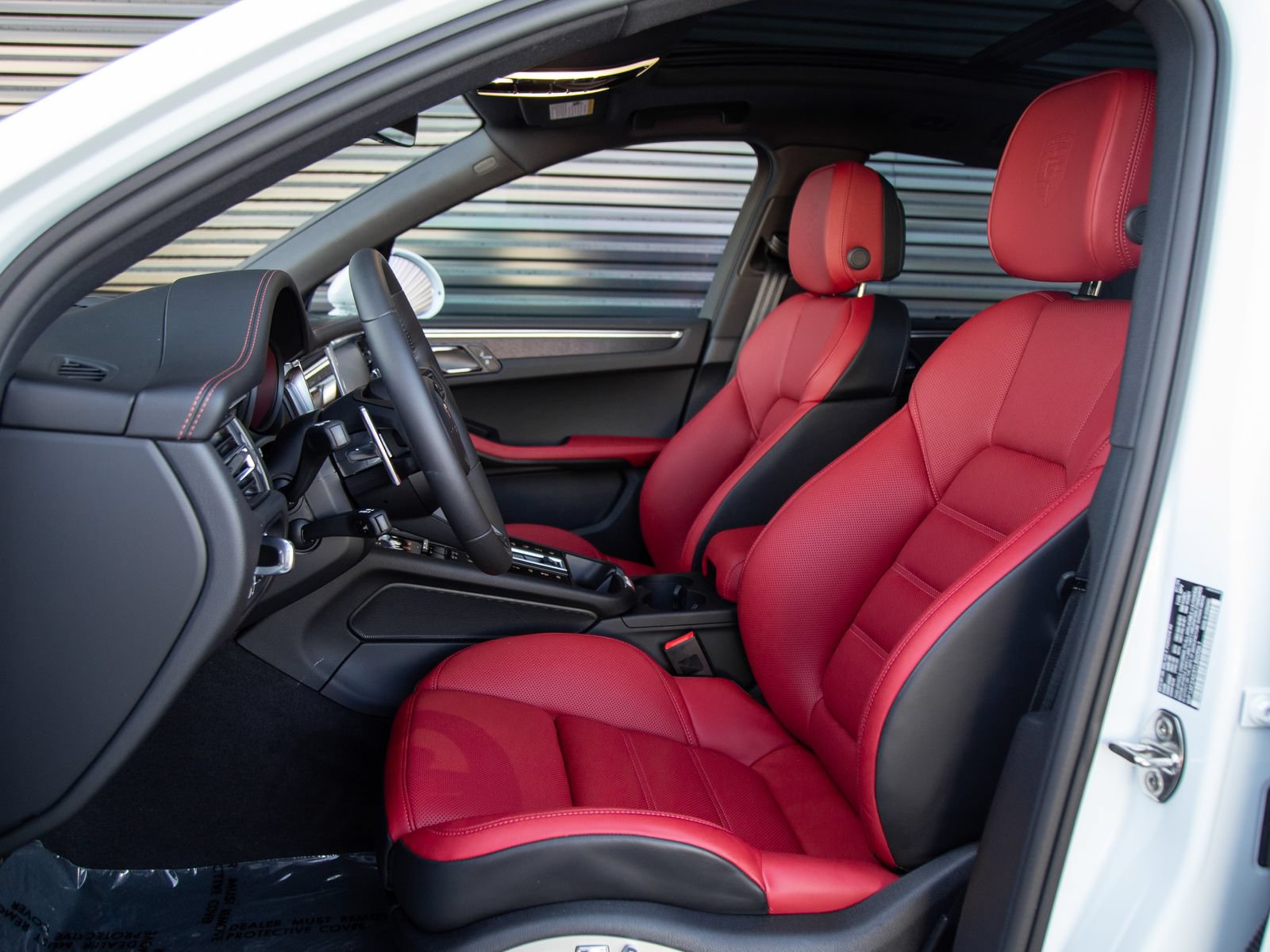 New 2026 Porsche Macan GTS AWD/4WD image 5
