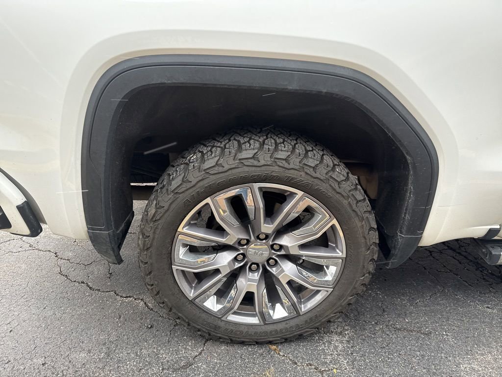 Used 2022 GMC Sierra 1500 Denali w/ Denali Reserve Package image 16