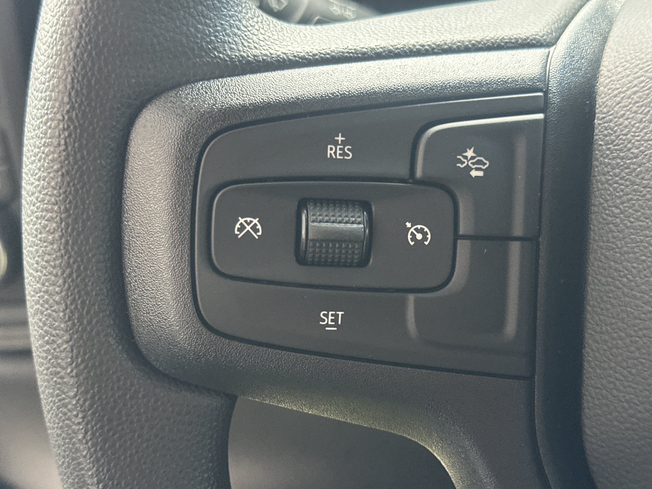New 2026 Chevrolet Silverado 1500 Custom Trail Boss w/ LPO, Dark Essentials Package AWD/4WD image 24
