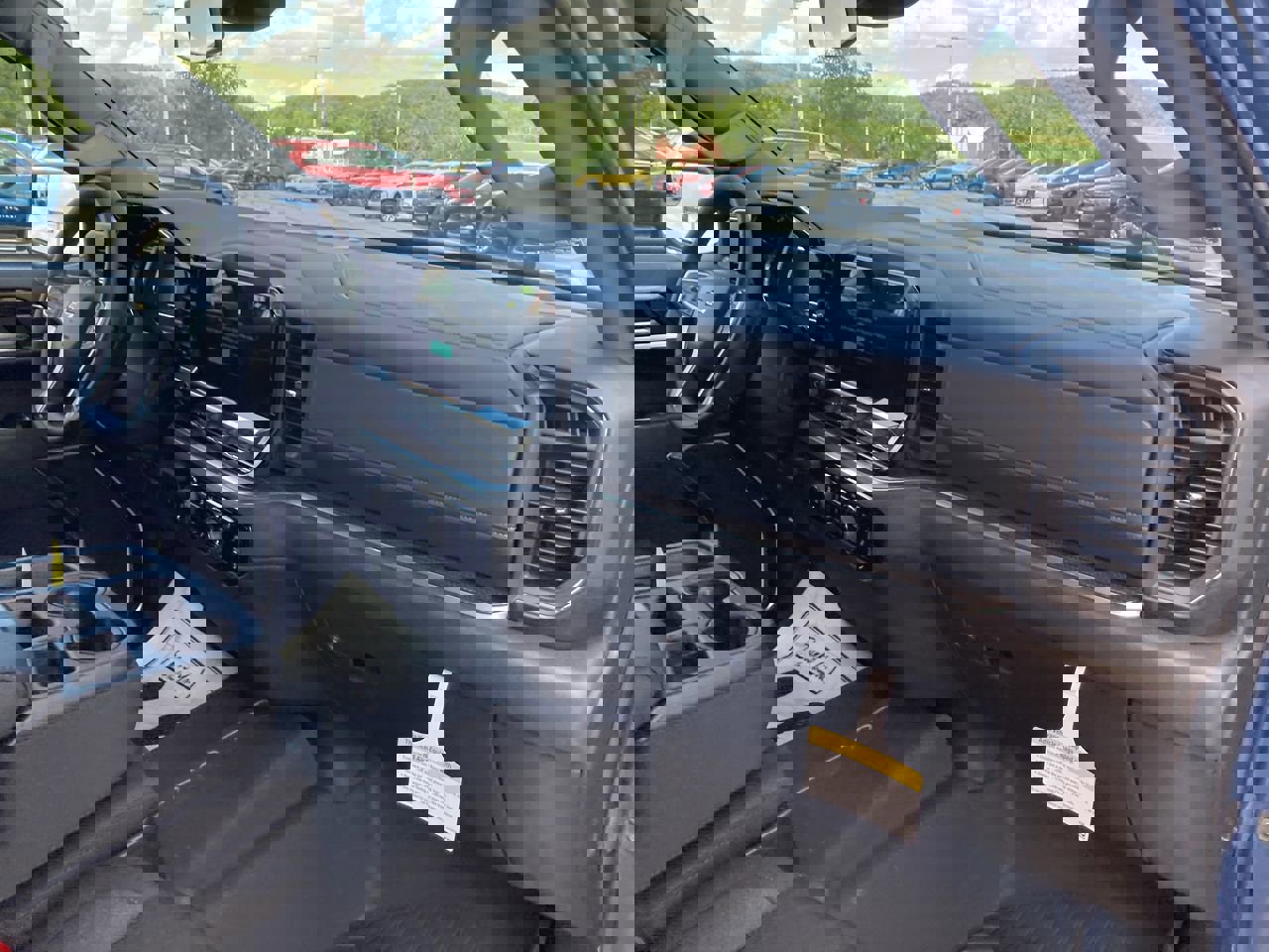 New 2024 Chevrolet Silverado 1500 LT w/ Z71 Off-Road Package image 17