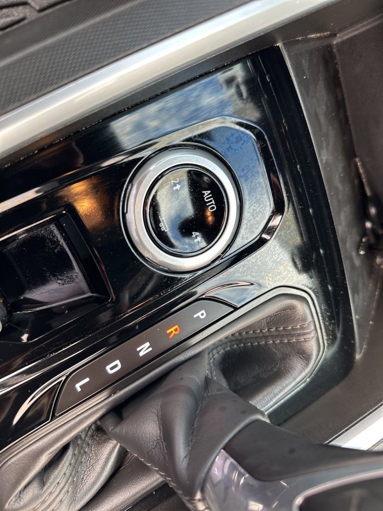 Used 2024 Chevrolet Colorado LT w/ LT Convenience Package image 20