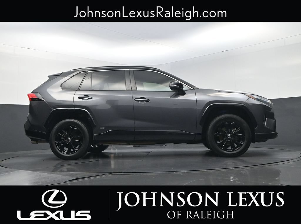 Used 2022 Toyota RAV4 XSE AWD/4WD image 20