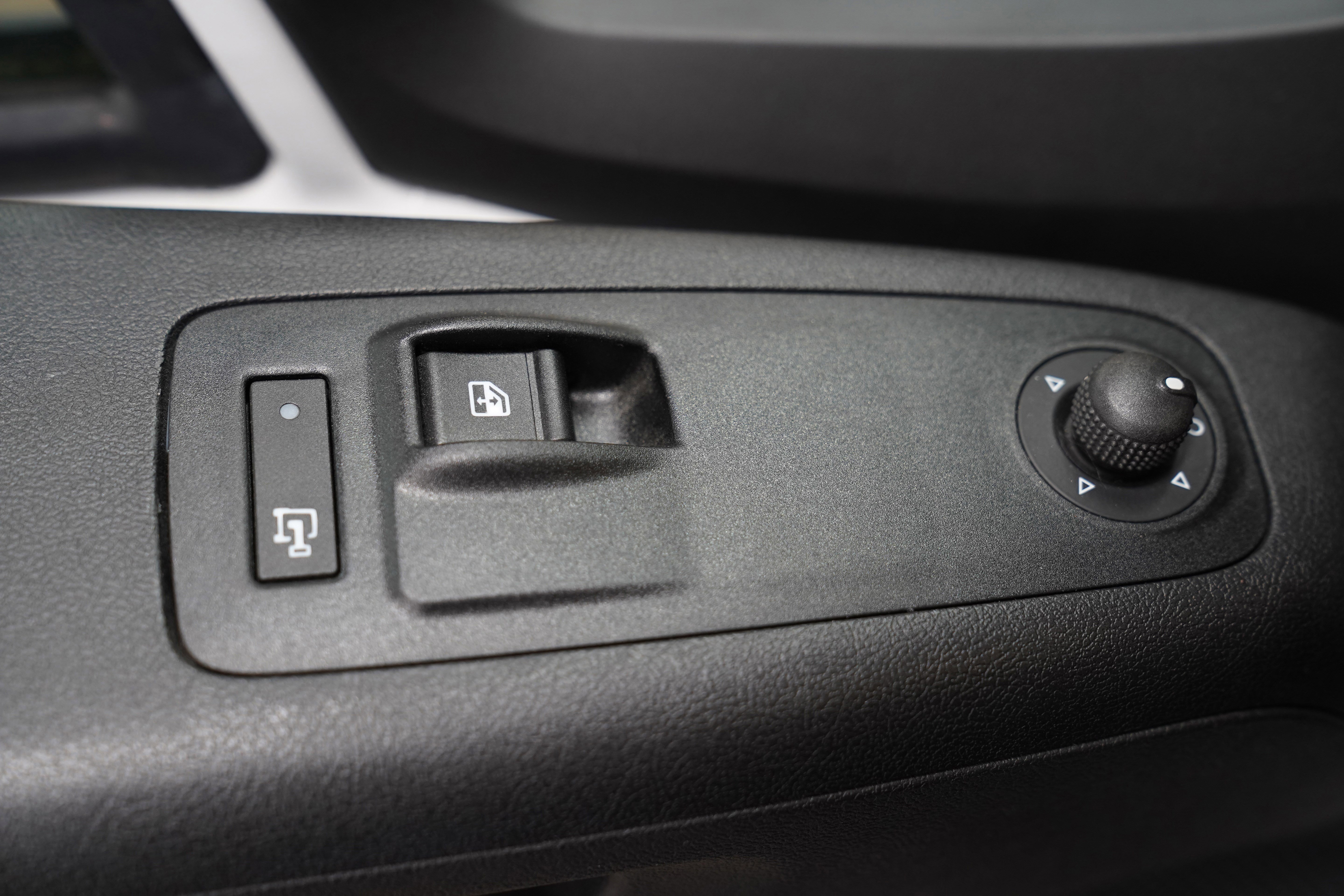 Used 2024 RAM ProMaster 3500 w/ Delivery Van Package image 18