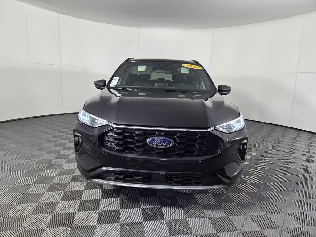 Used 2024 Ford Escape ST-Line image 8