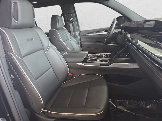 Certified 2025 Cadillac Escalade Sport AWD/4WD image 10