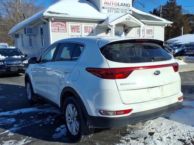Used 2019 Kia Sportage LX AWD/4WD image 7