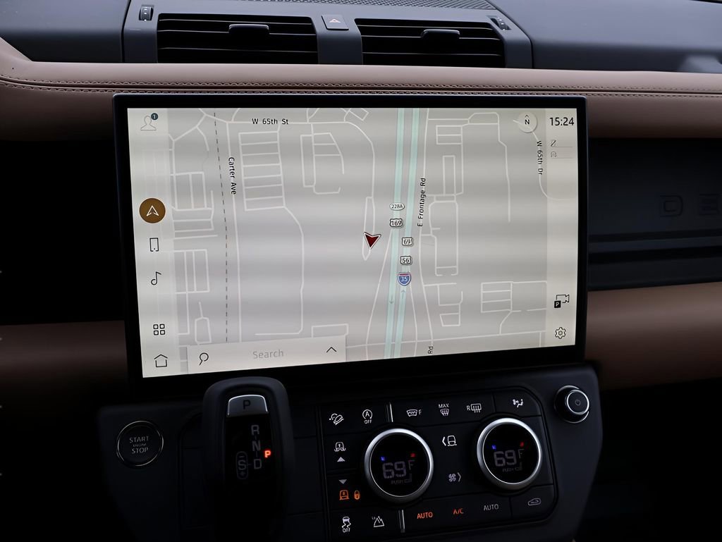 New 2026 Land Rover Defender 110 S image 20