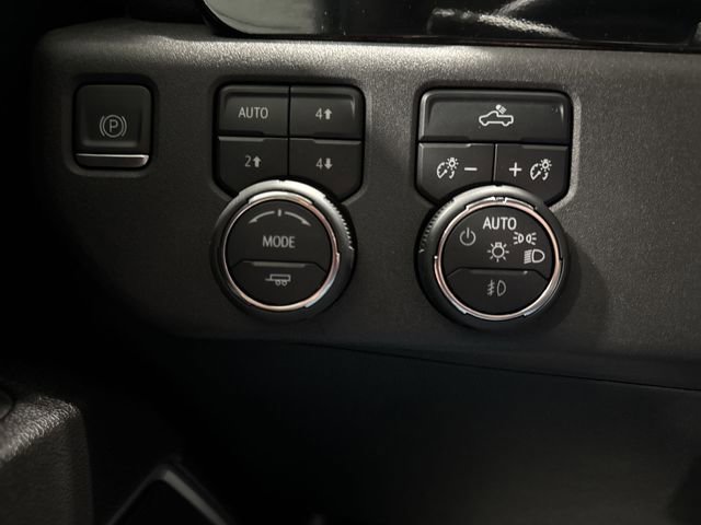 Used 2023 Chevrolet Silverado 1500 RST AWD/4WD image 21