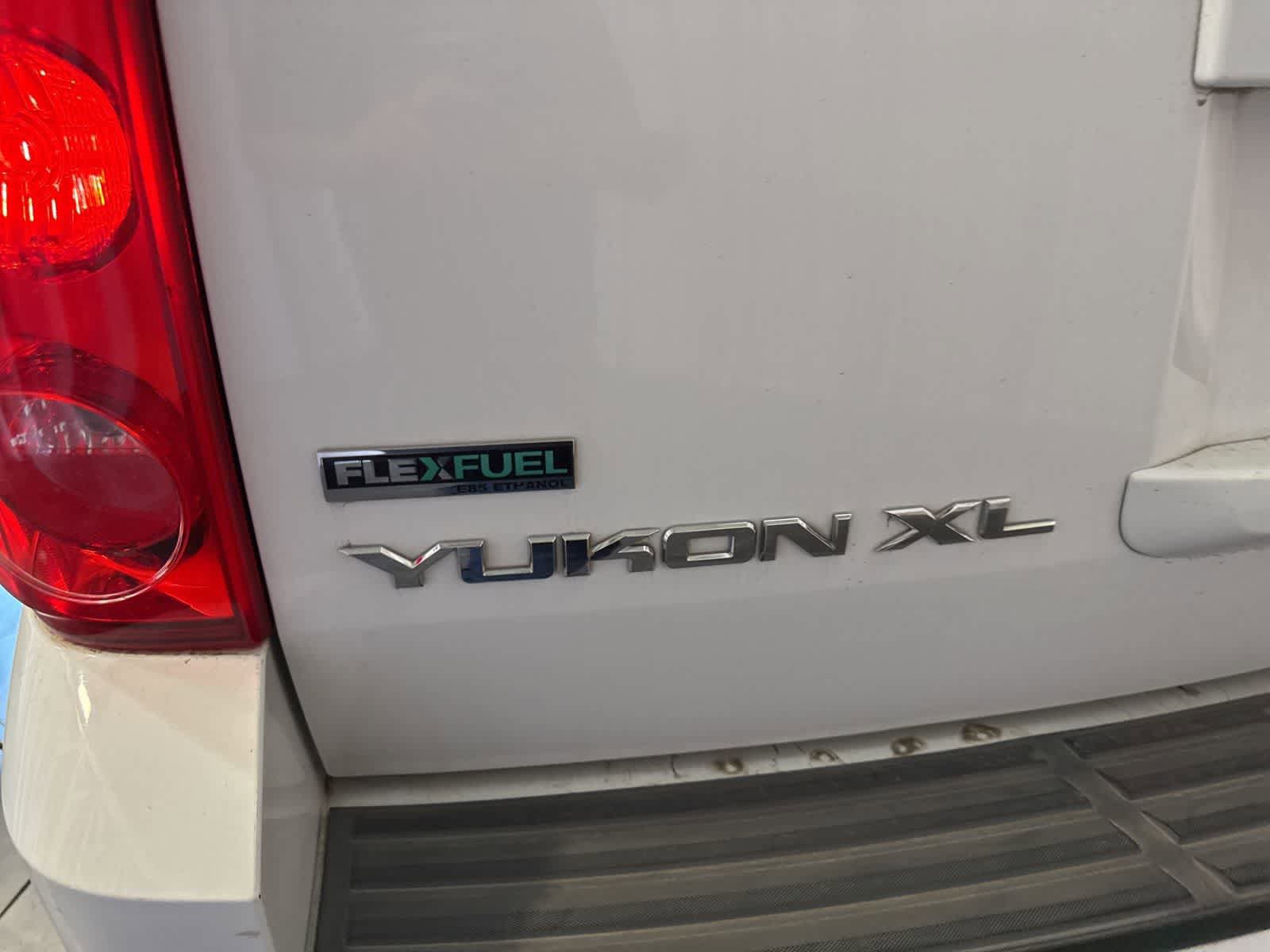 Used 2012 GMC Yukon XL SLT image 14