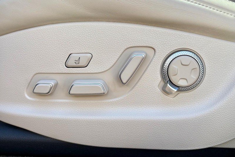 Used 2024 Genesis GV80 3.5T w/ Prestige Package AWD/4WD image 33
