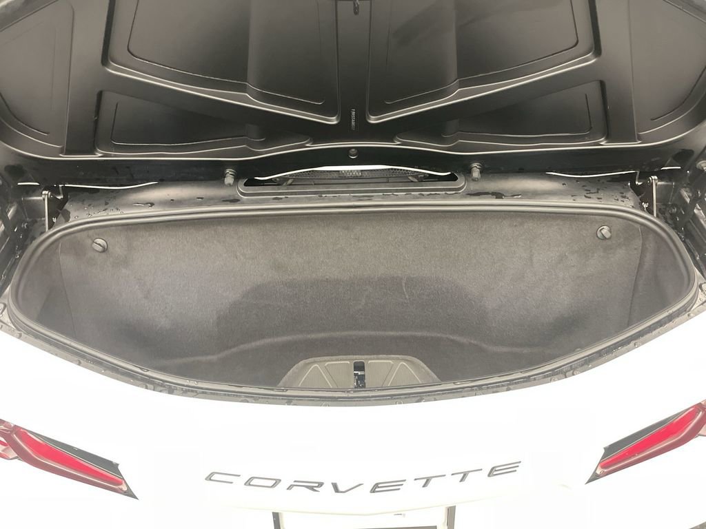 Used 2022 Chevrolet Corvette Stingray Convertible w/ 1LT image 17