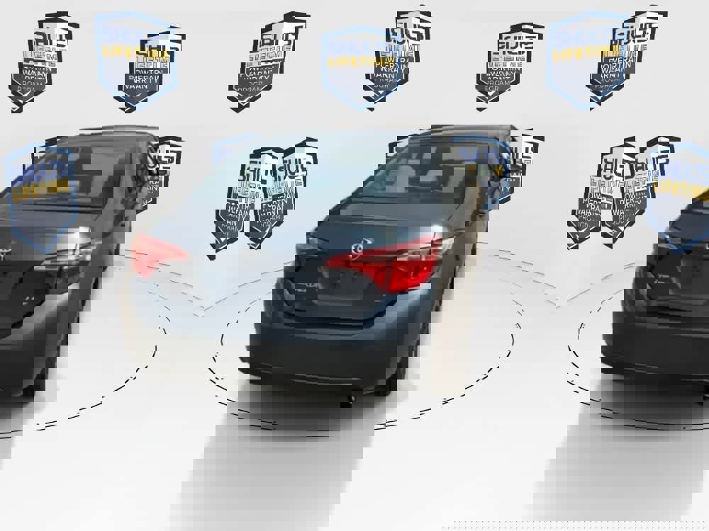 Used 2018 Toyota Corolla LE image 8