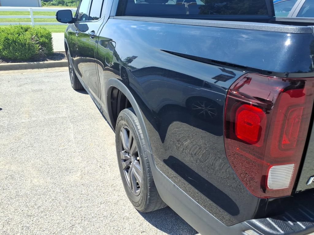 Used 2020 Honda Ridgeline Sport image 16