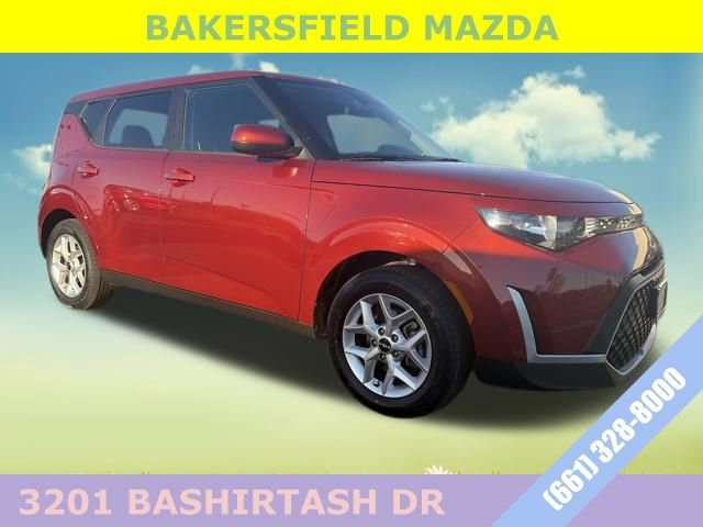 Used 2024 Kia Soul LX w/ Option Group 015 FWD image 7