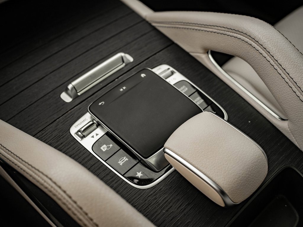 Used 2020 Mercedes-Benz GLE 350 4MATIC image 35