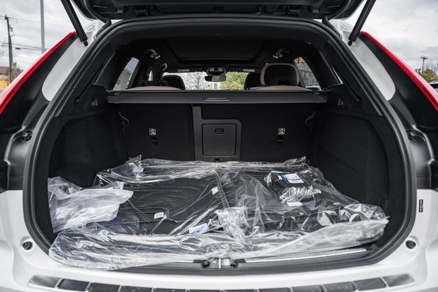 New 2026 Volvo XC60 B5 Plus w/ Protection Package Premier image 10