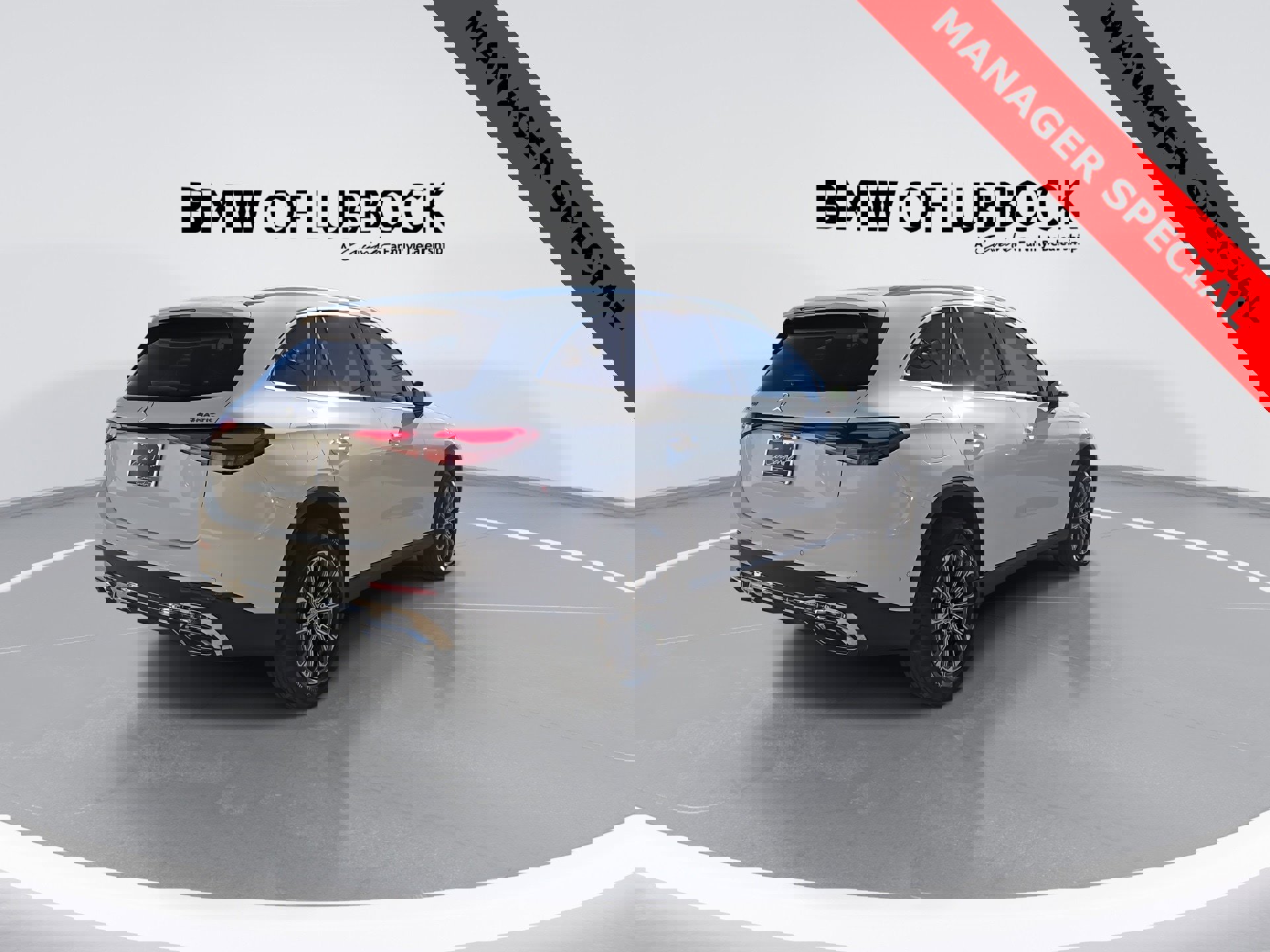 Used 2025 Mercedes-Benz GLC 300 4MATIC image 8