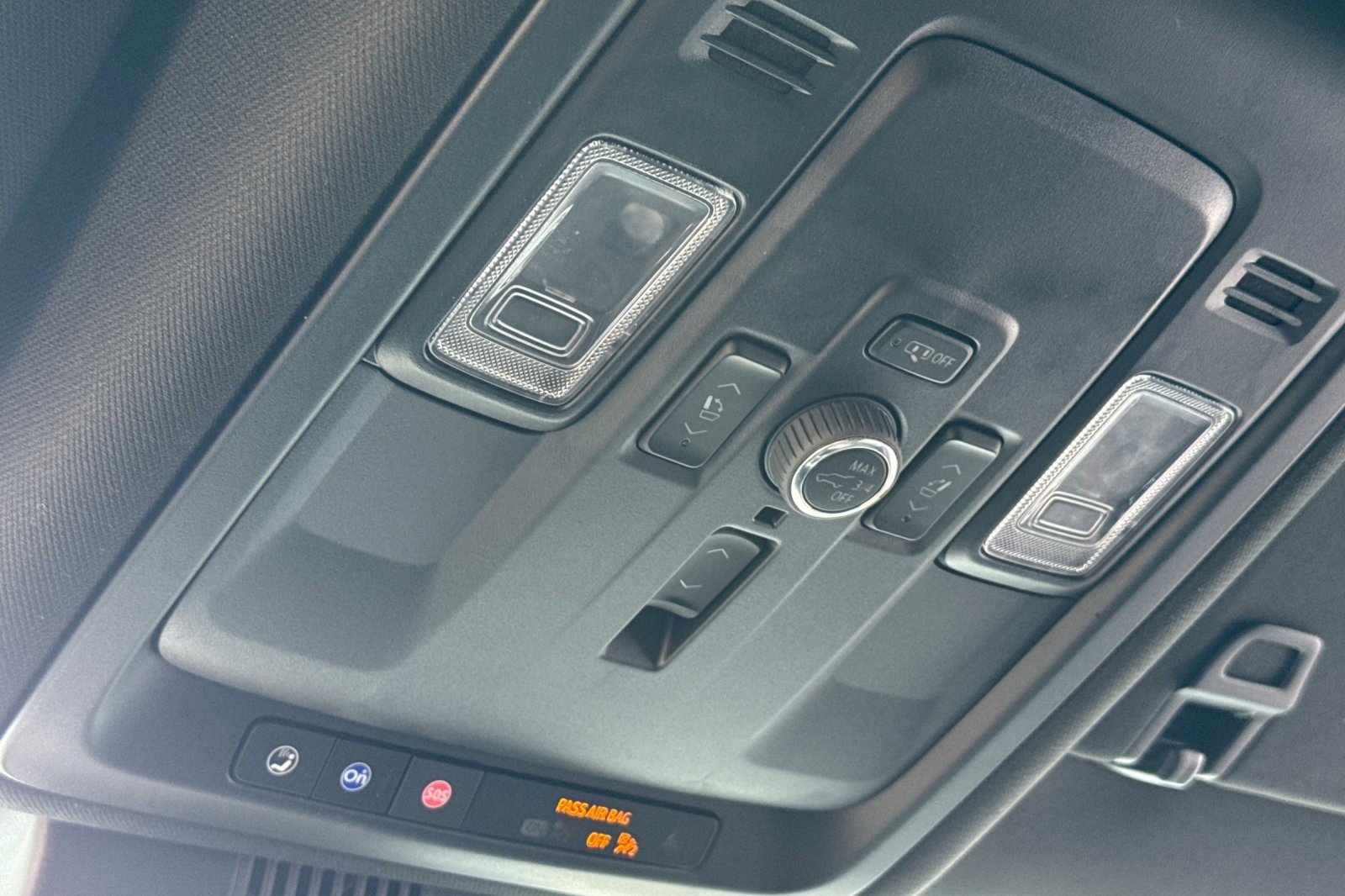 Used 2025 GMC Yukon Denali image 24