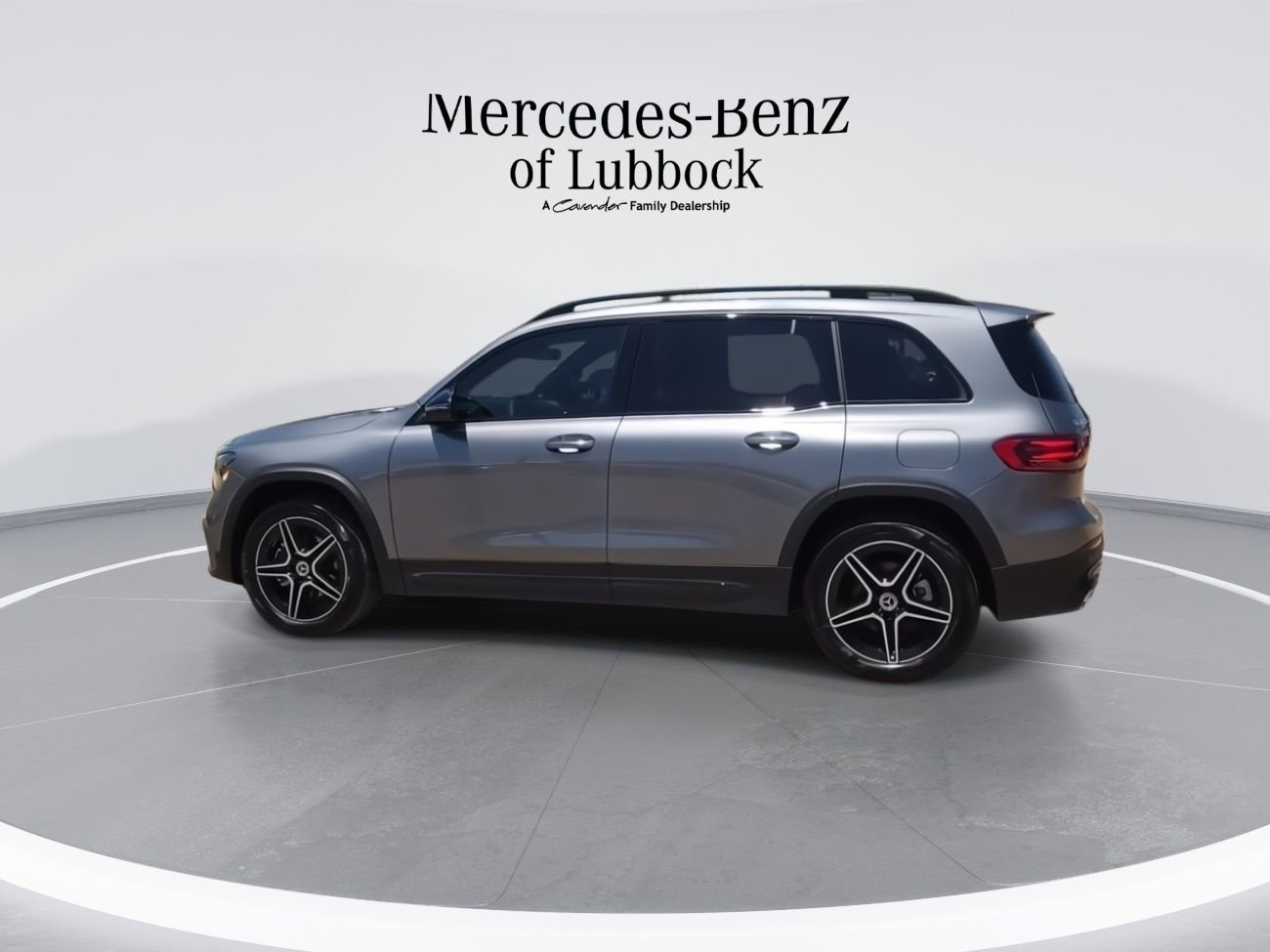 New 2025 Mercedes-Benz GLB 250 image 6