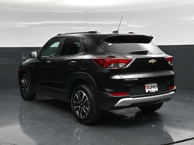 Used 2025 Chevrolet TrailBlazer LT FWD image 10
